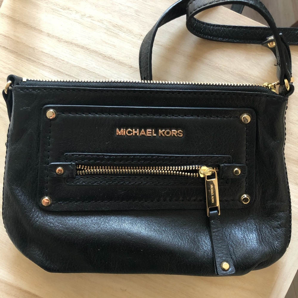 Michael Kors Gilmore Crossbody Purse